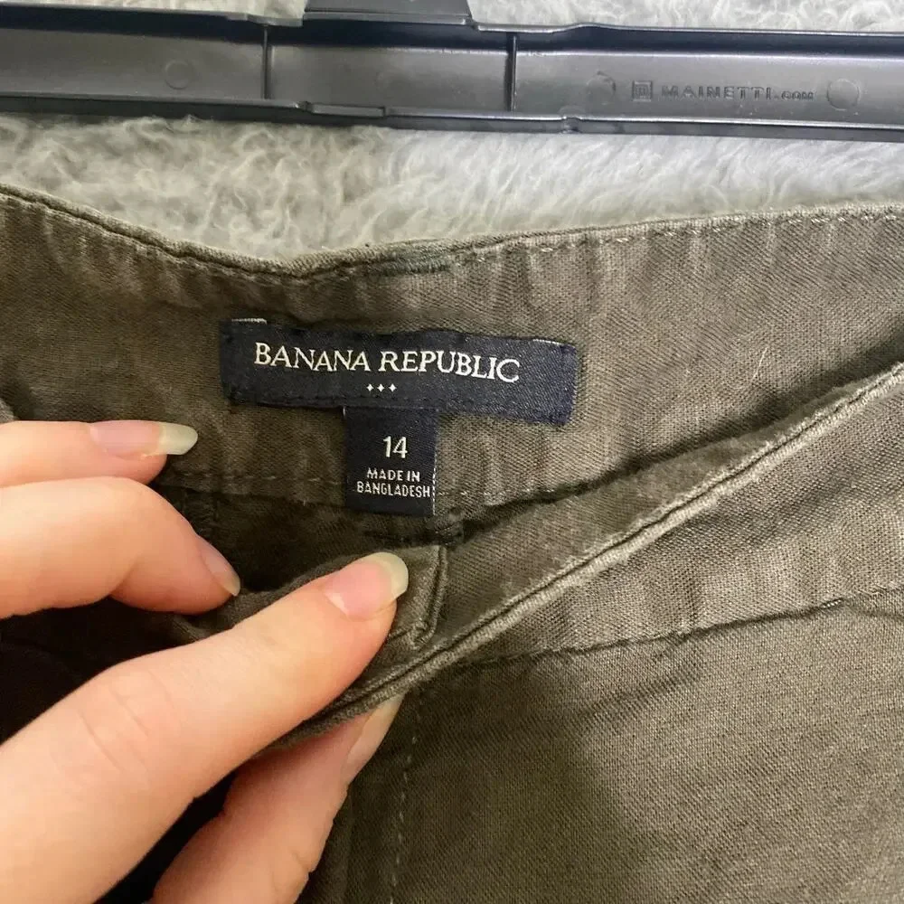 Banana Republic army green linen blend cropped pants loose lightweight 14